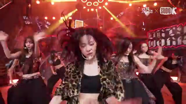 뮤직뱅크에서 펼쳐진 에스파의 'Dirty Work' 4K 원테이크 영상, 화제의 중심!