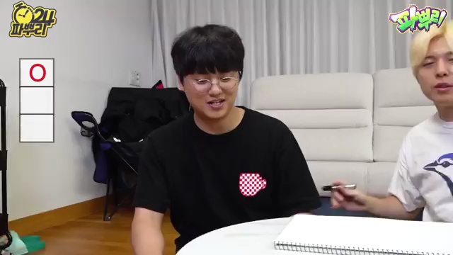 24시간 돈가스 대결! 제육 볶음은 그래도 버틸 수 있을까? 😱
