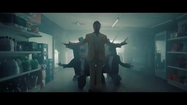 영탁과 김연자의 마법 같은 하모니, [MV] '주시고 (Juicy Go)' 심층 분석! - 장면 3