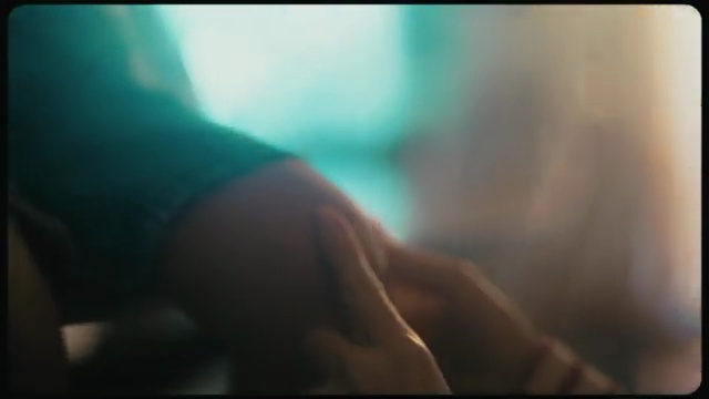 손태진 & 전유진의 신곡 '이제 내가 지킬게요' MV 깊이 있게 탐구🎵 - 장면 2