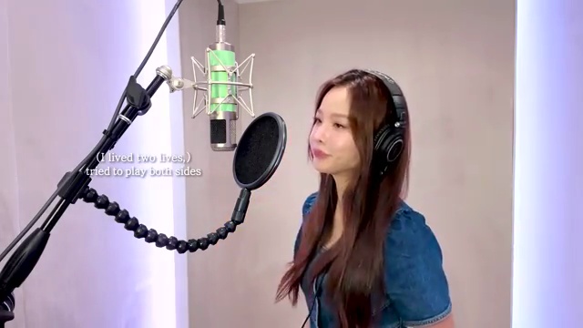 솔지가 불러낸 황금열기: 'Golden - HUNTR/X' 커버 이야기🎤✨