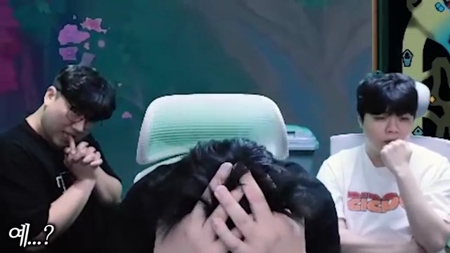 이상호와 클리드의 도전! 게임 속 어려움을 넘어서는 방법을 배우다 - 장면 3